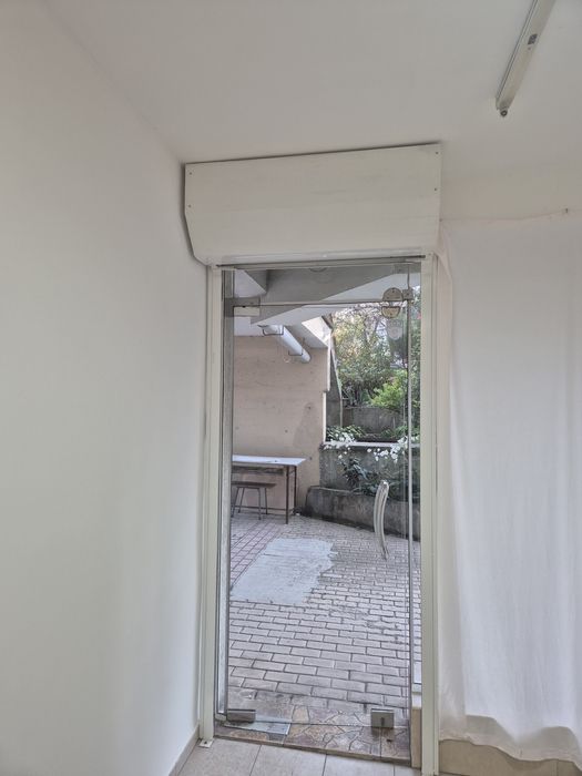 Продавам ролетна врата, оплетка