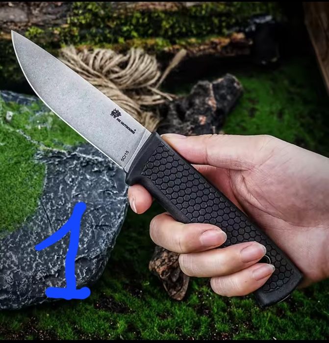 Vând cuțit pentru activități outdoor (drumeții,  camping, etc)