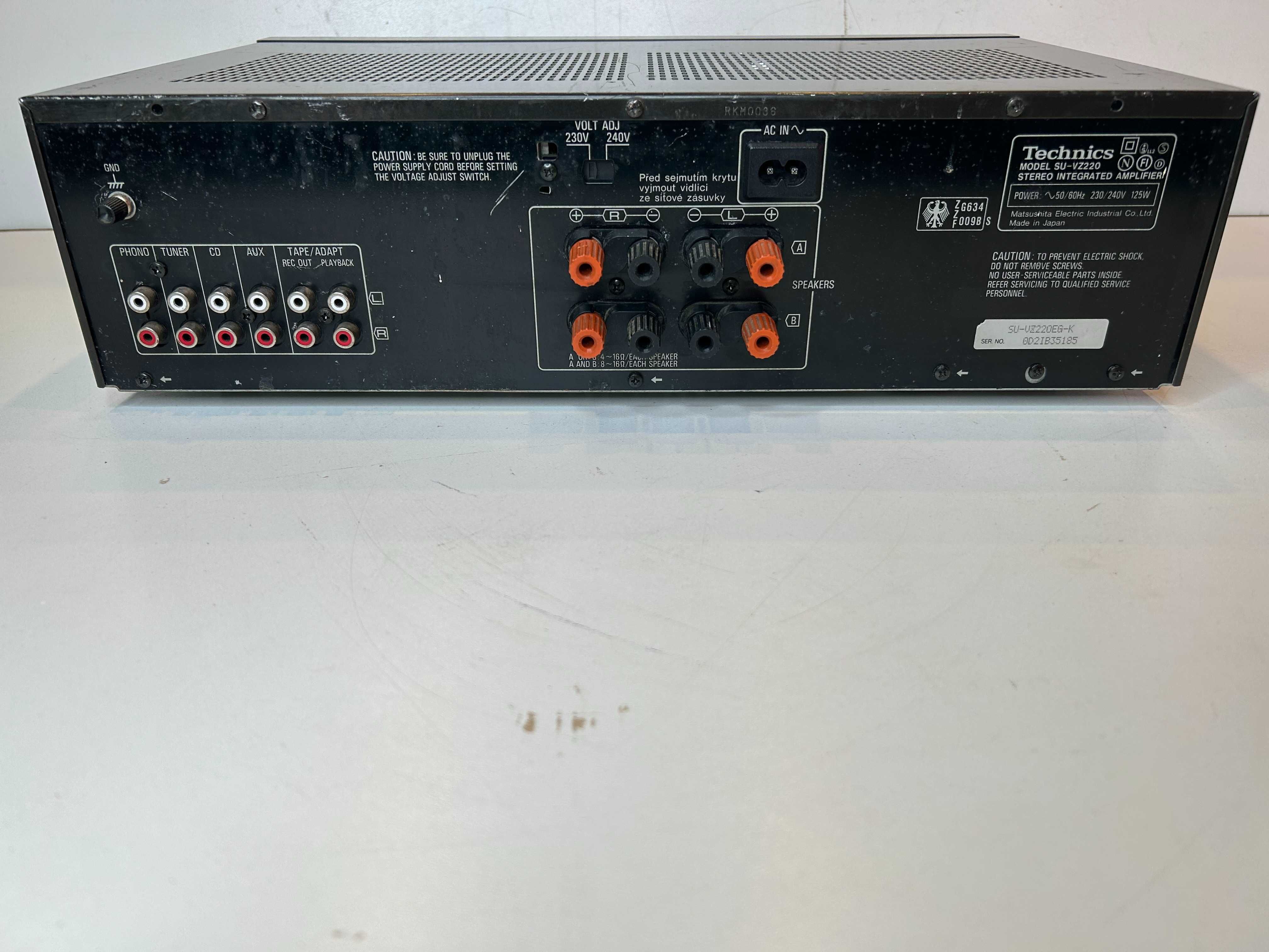 Vand amplificator Technics SU-VZ220