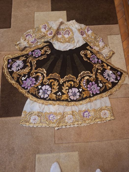 Costuum popular vechi