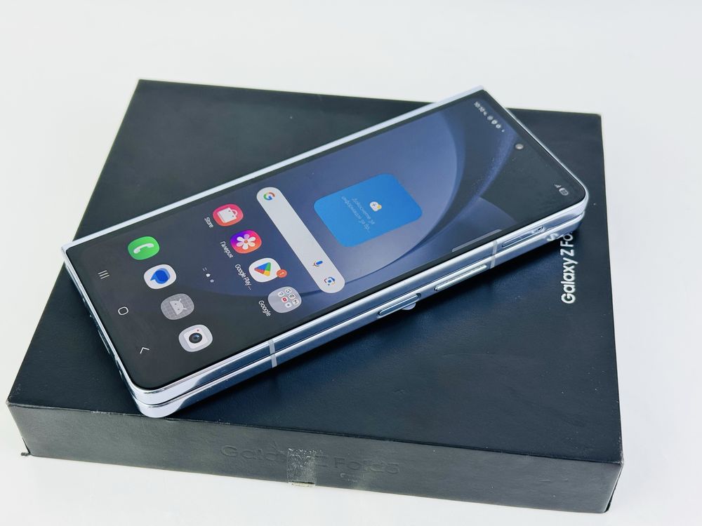Samsung Galaxy Z Fold 5 5G 512GB 12RAM Icy Blue Отличен! Гаранция!