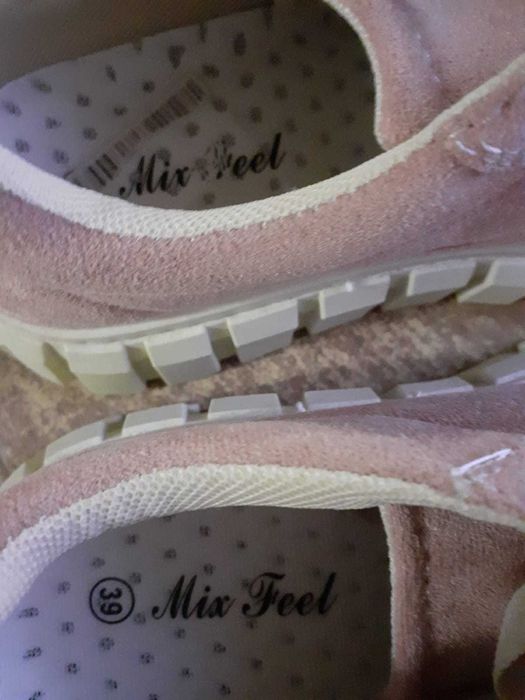 Pantofi noi, fara eticheta, 39