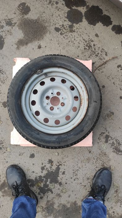 Продам диск с резиной