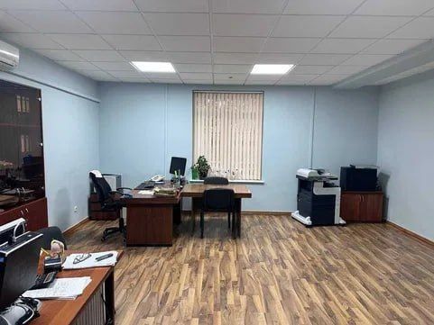 Ул Алишера Навоий УрдаОфис110м² 1этаж 3каб 2линия Юр адреса свой вход