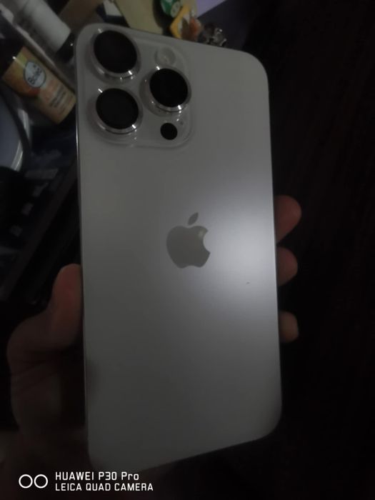 Iphone 15 pro max white titanium