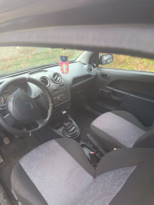 Ford Fiesta 1.3benzina