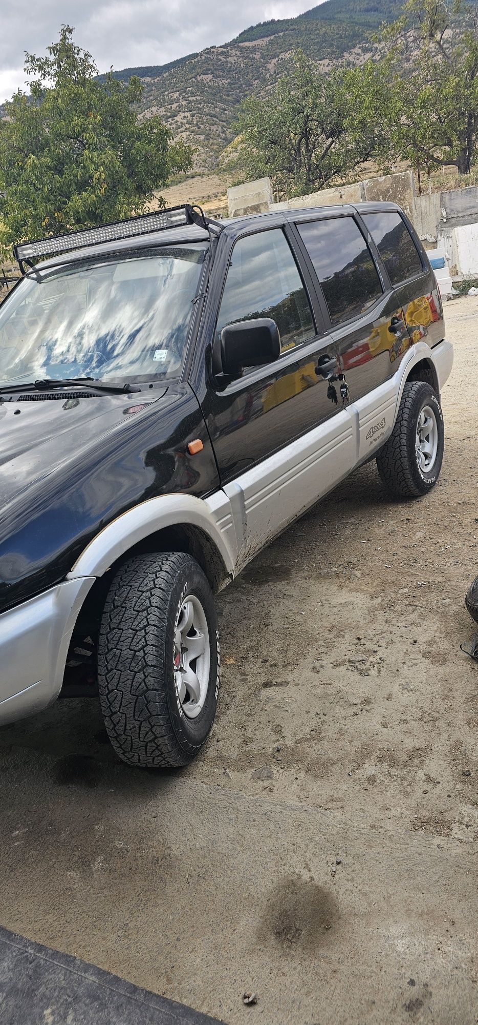 Продавам Nissan Terano 2 2.7 TDI
