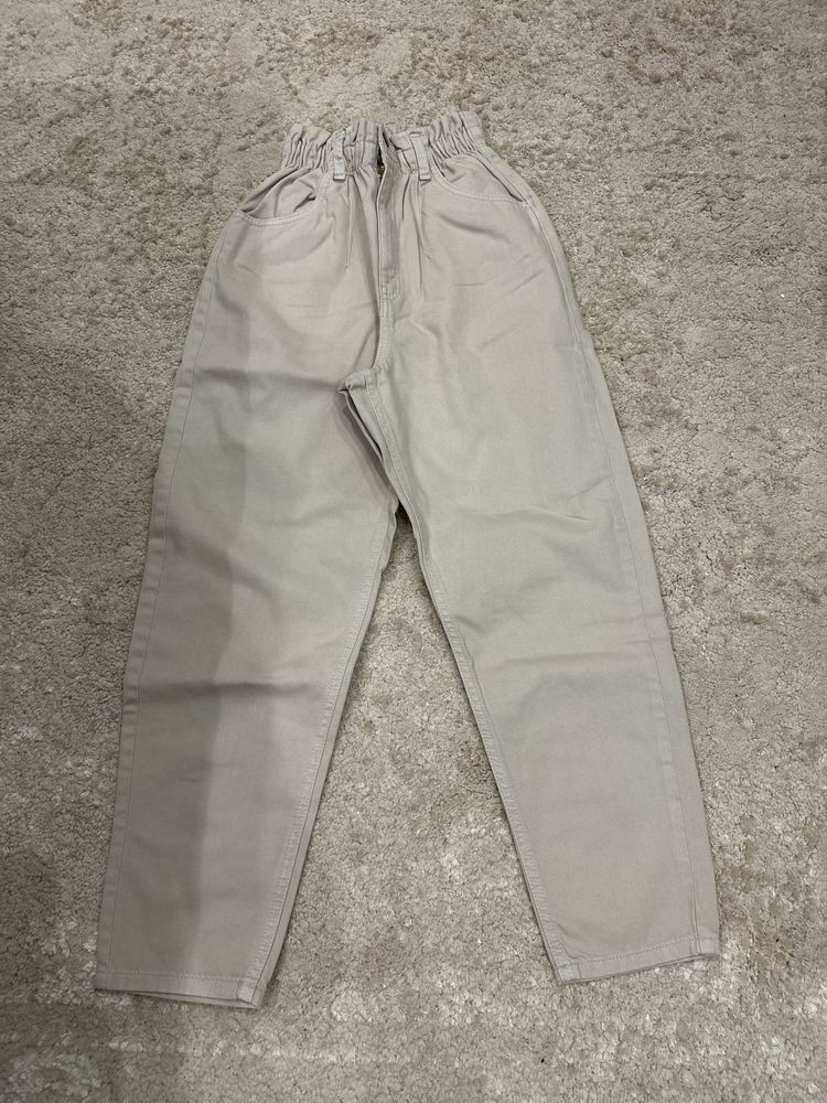 Pantaloni Reserved bej 158 cm