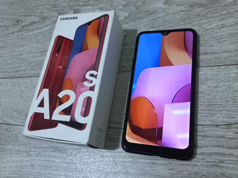 Продам телефон Samsung Galaxy A20S 3/32GB в хорошем состоянии!