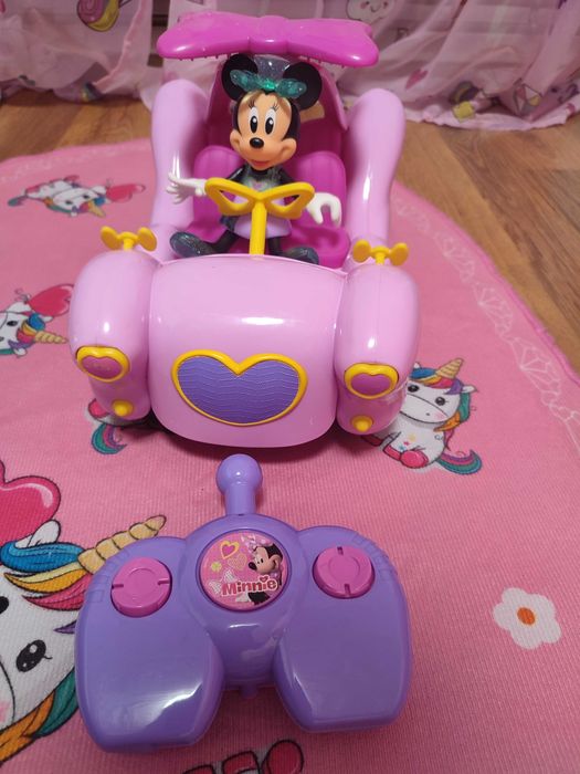 Mașinuță Minnie cu telecomandă