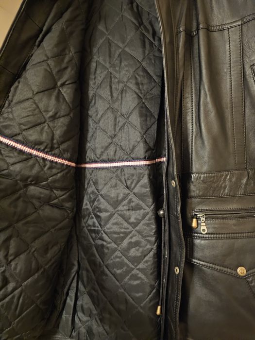 Продавам мъжко кожено яке