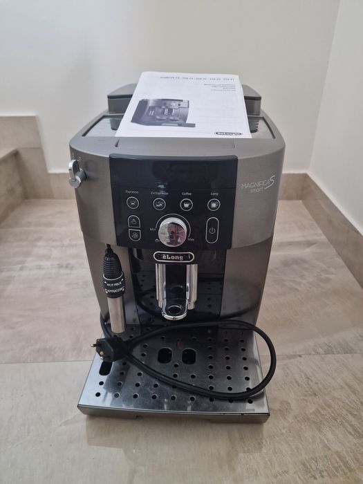 Espresor Delonghi