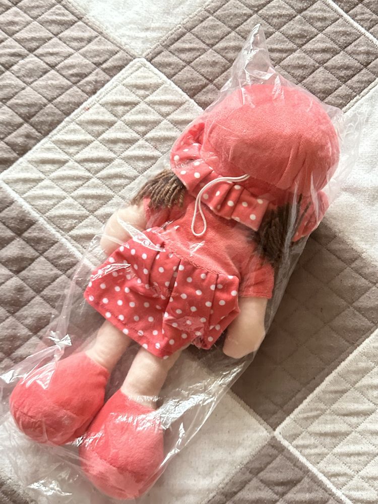 Кукла игрушечная