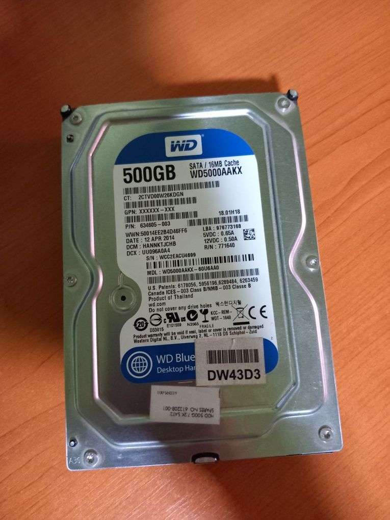 HDD 500 GB puțin folosit + Windows 10