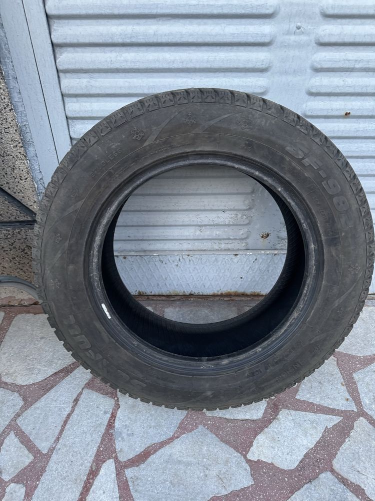 225/65/17 зимна гума
