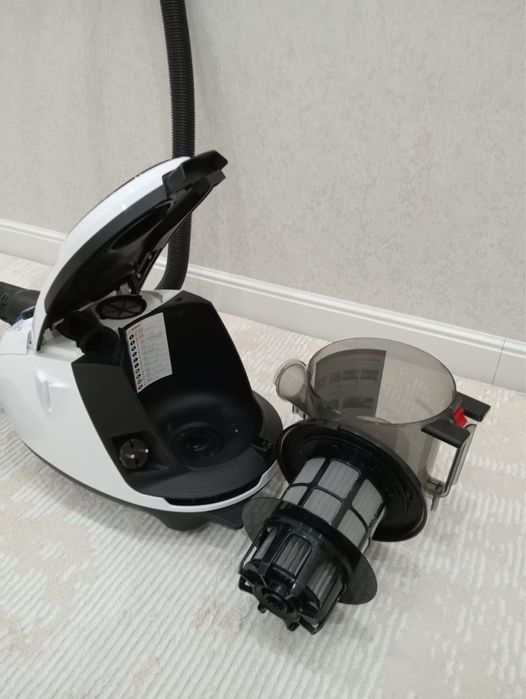 Продается пылесос bosch