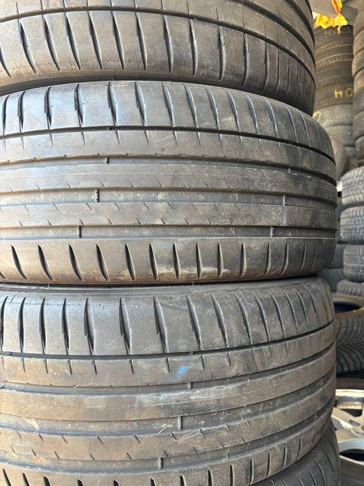 245/45/19 Mишелин 8мм дот 2023