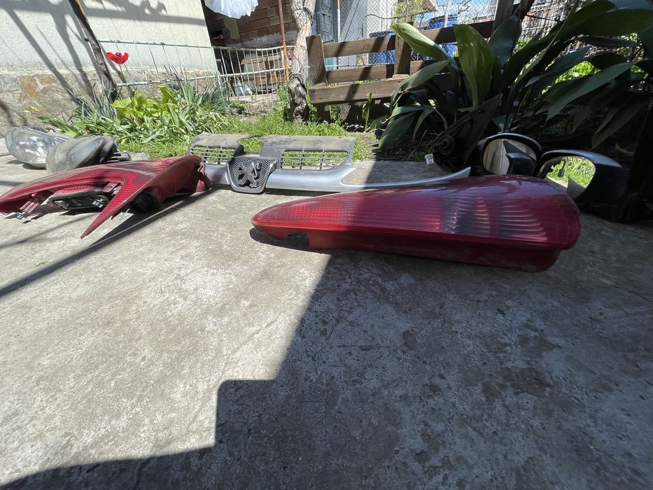 Едрогабаритни части за Пежо 206