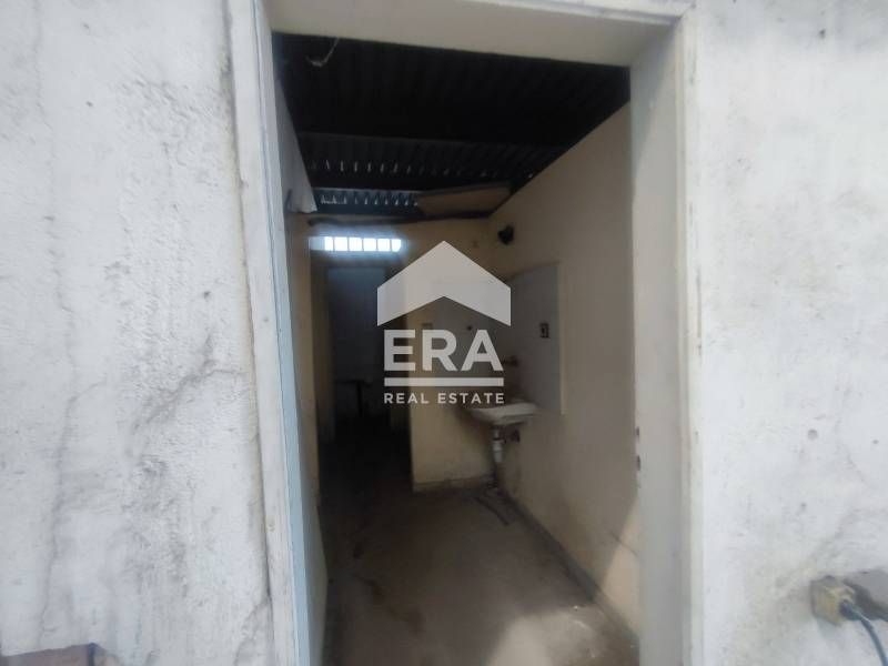 Хале под наем в кв.Овчарски гр.Хаково