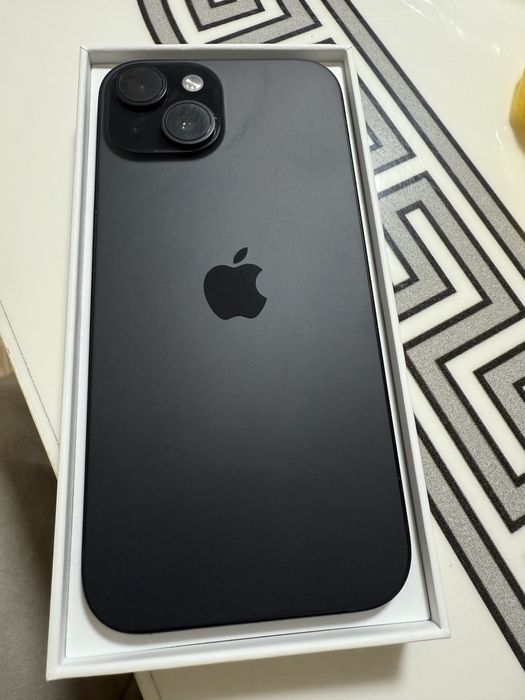 продам айфон 15, в идеальном состоянии