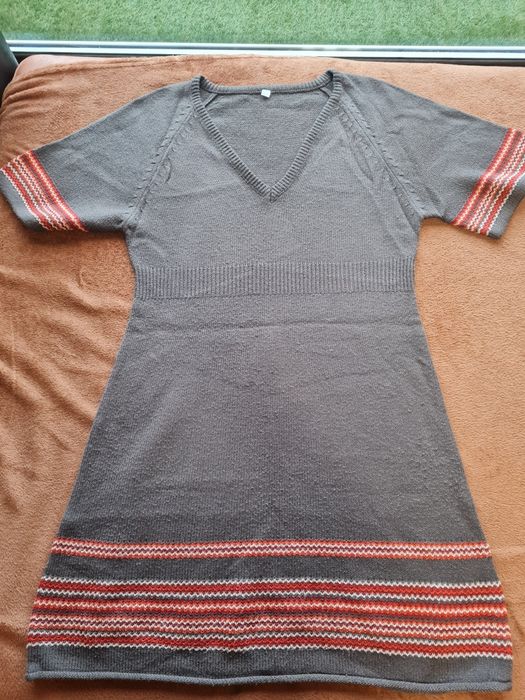 Зимна рокля с къс ръкав