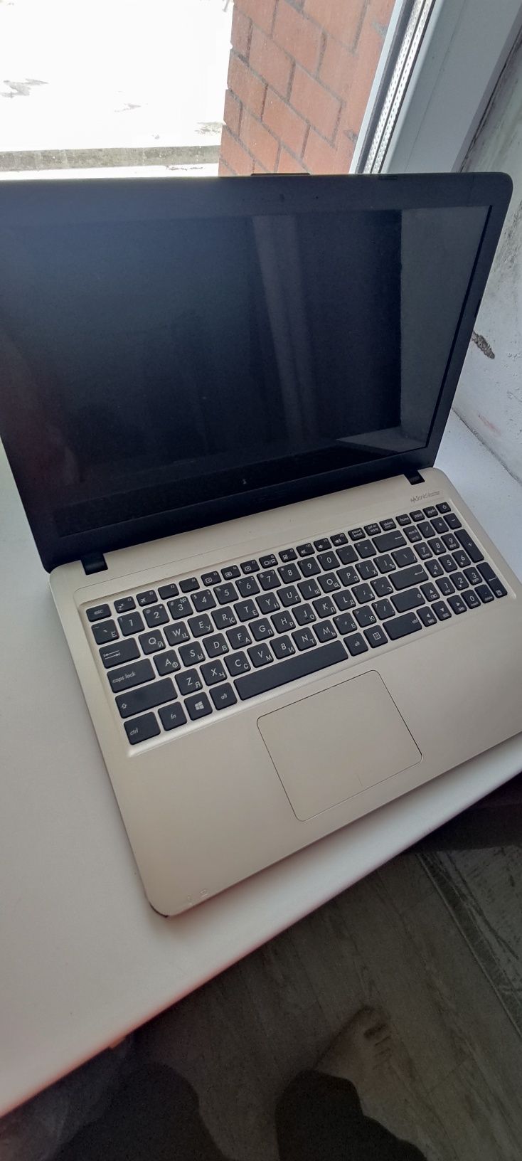 Ноутбук Asus x540s