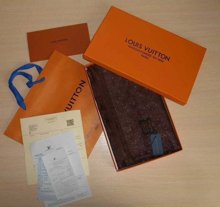 Eșarfă pentru femei Louis Vuitton 075