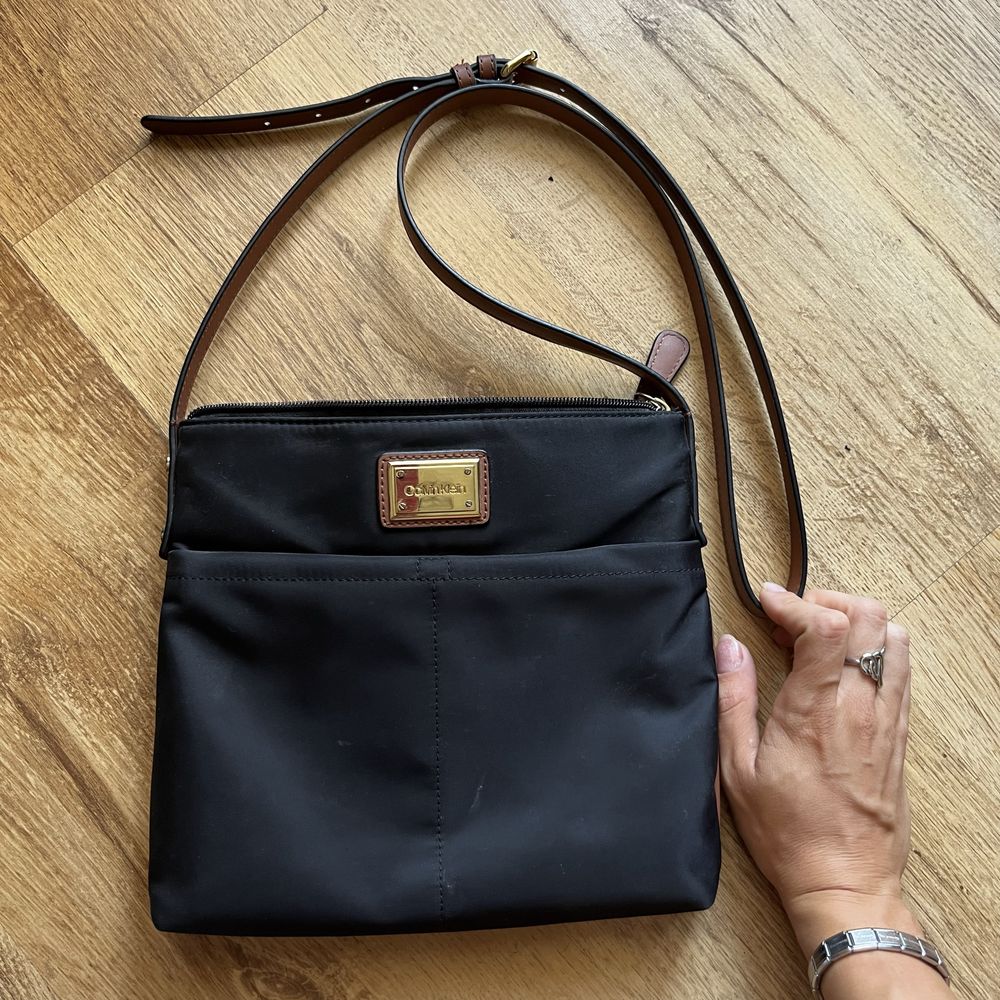 Колекция от дамски чанти Guess, Michael Kors, Calvin Klein и други
