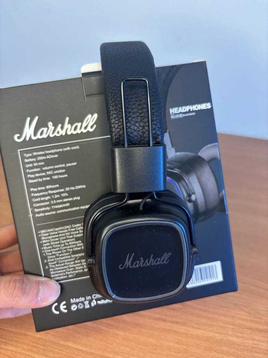 Marshall наушники. Marshall