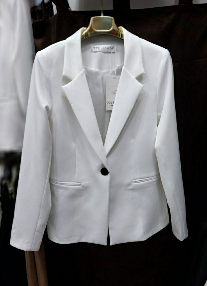 Пиджак стильный белый