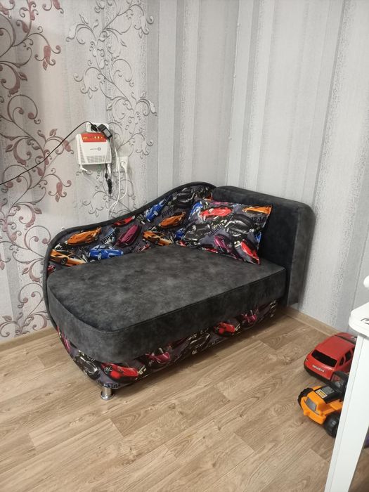 Продам мини диван