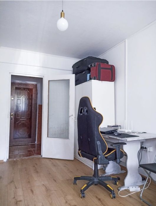 Garsoniera de Vanzare zona Avangarden