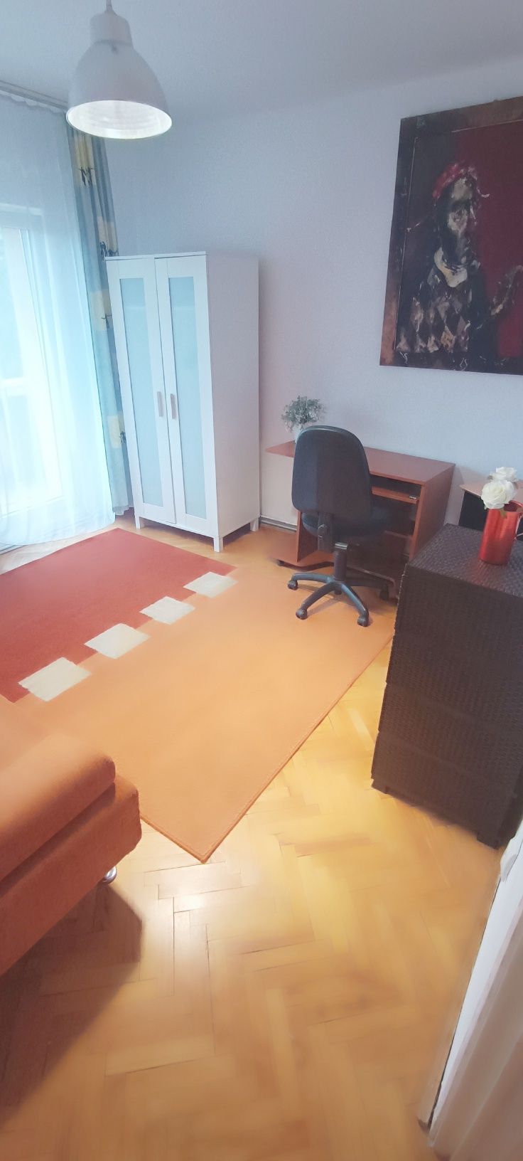 Apartament 3 camere Zorilor, etaj 2,  68 mp, 2 bai , CT