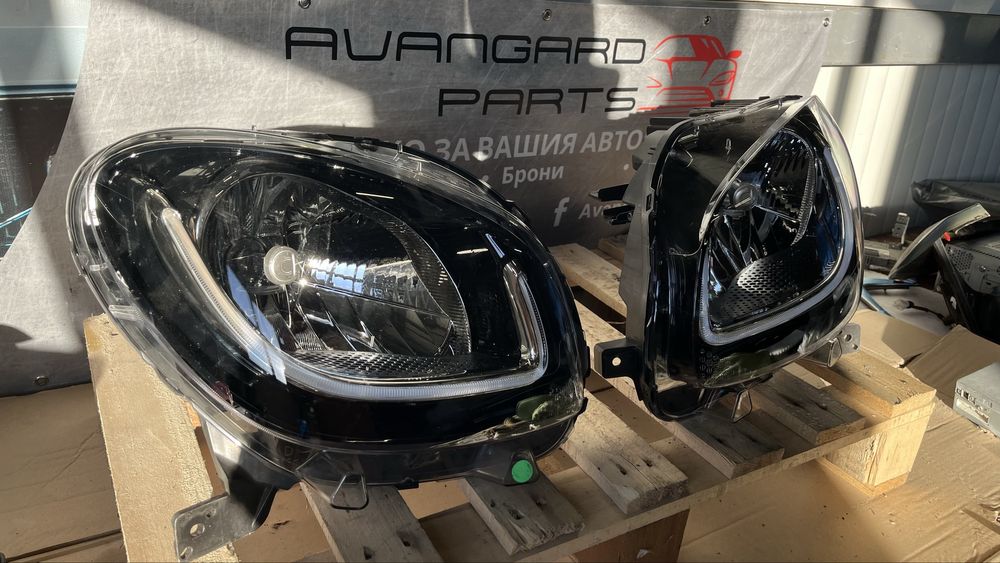 Ляв и десен фар Smart Forfour 2 (2014-2021)