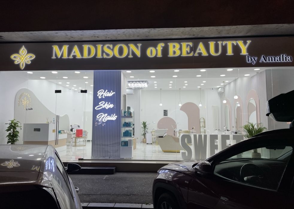 Cedez afacere la cheie -salon de înfrumusețare complet echipat