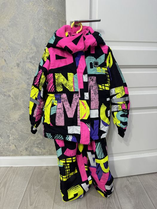 Зимний комбинезон для девочки (куртка и штаны)