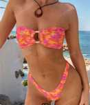 Costum de baie nou