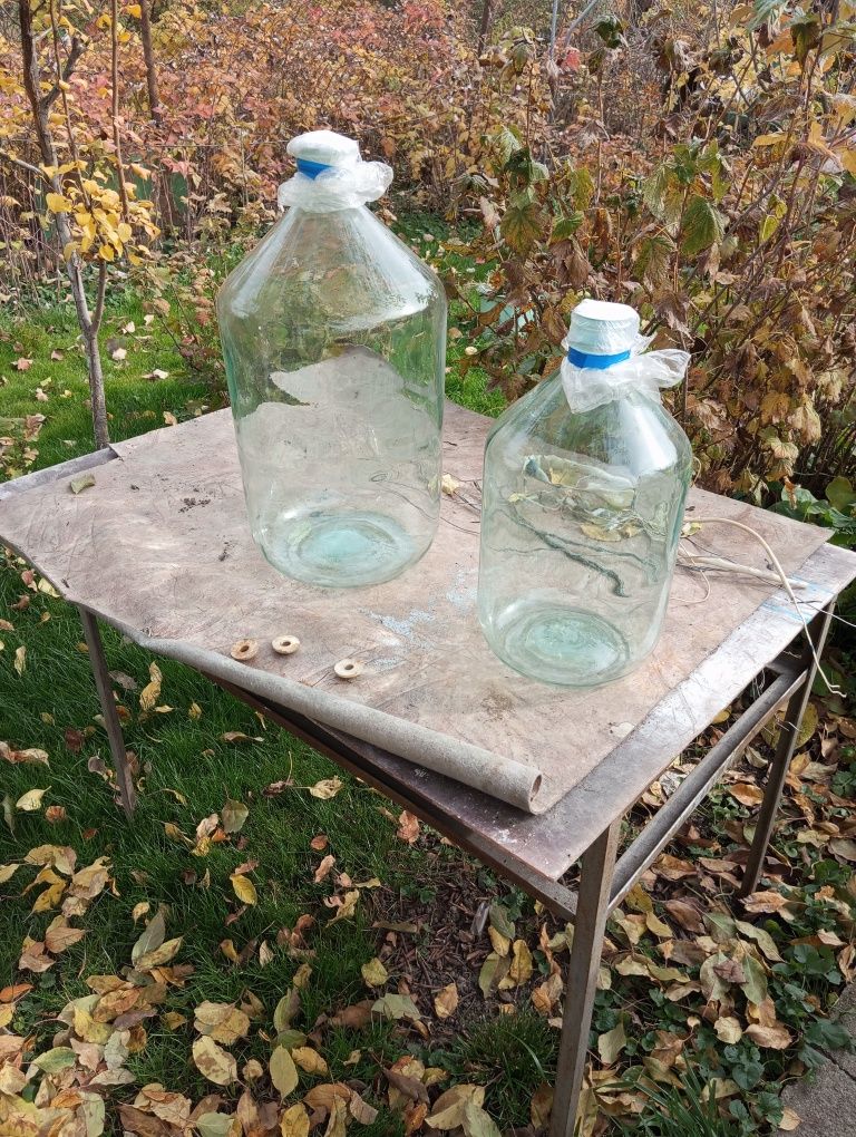 Продам стеклянные бутыли