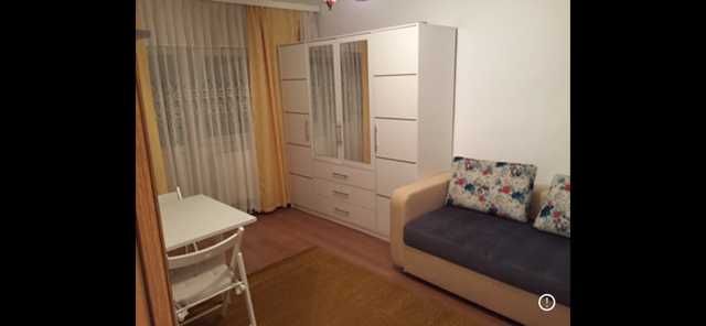 Ofer spre inchiriere garsoniera zona Central