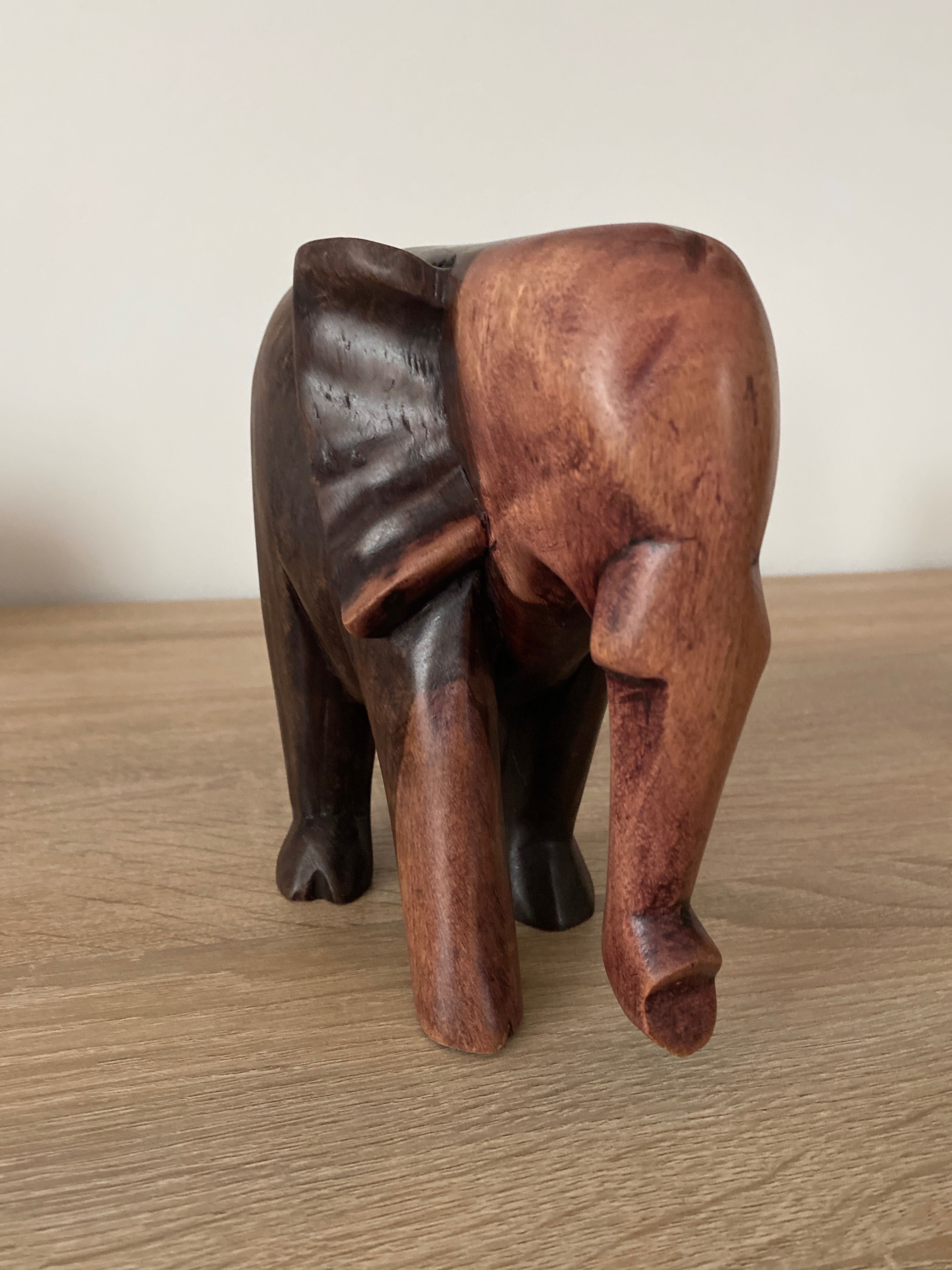 Statuie Elefant African