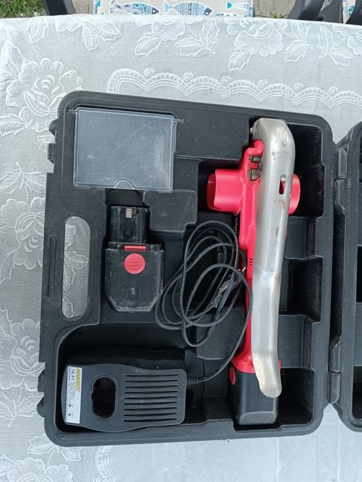 Акумулаторен тръборез