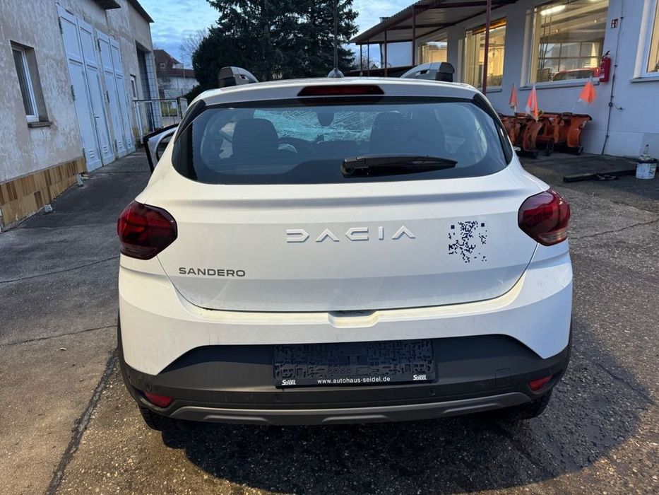 Дачия Сандеро 3 2023г 3500км. На части