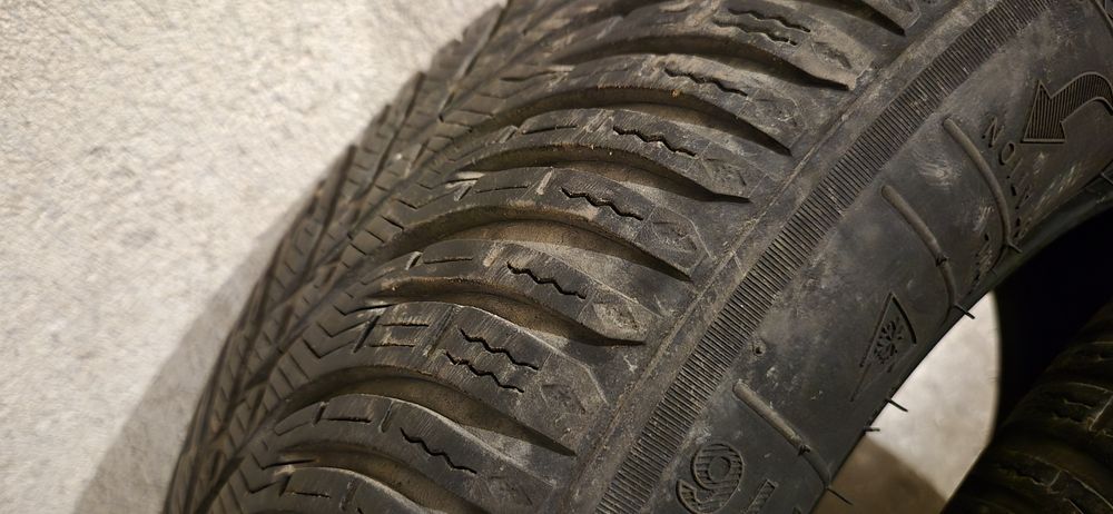 Kleber Krisalp HP3 205/60/16 зимни