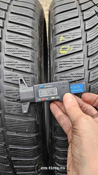 2 Anvelope Iarna 225/40 R18 GOODYEAR Ultragrip Performance + RUNFLAT