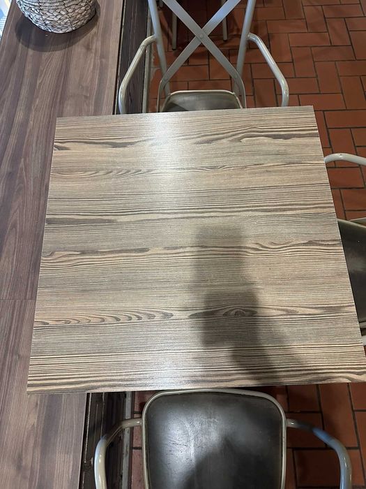 Маса за кафе/ хранене