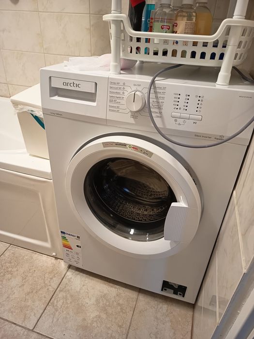 Mașină de spălat Arctic 6 kg – ca nouă in GARANTIE !