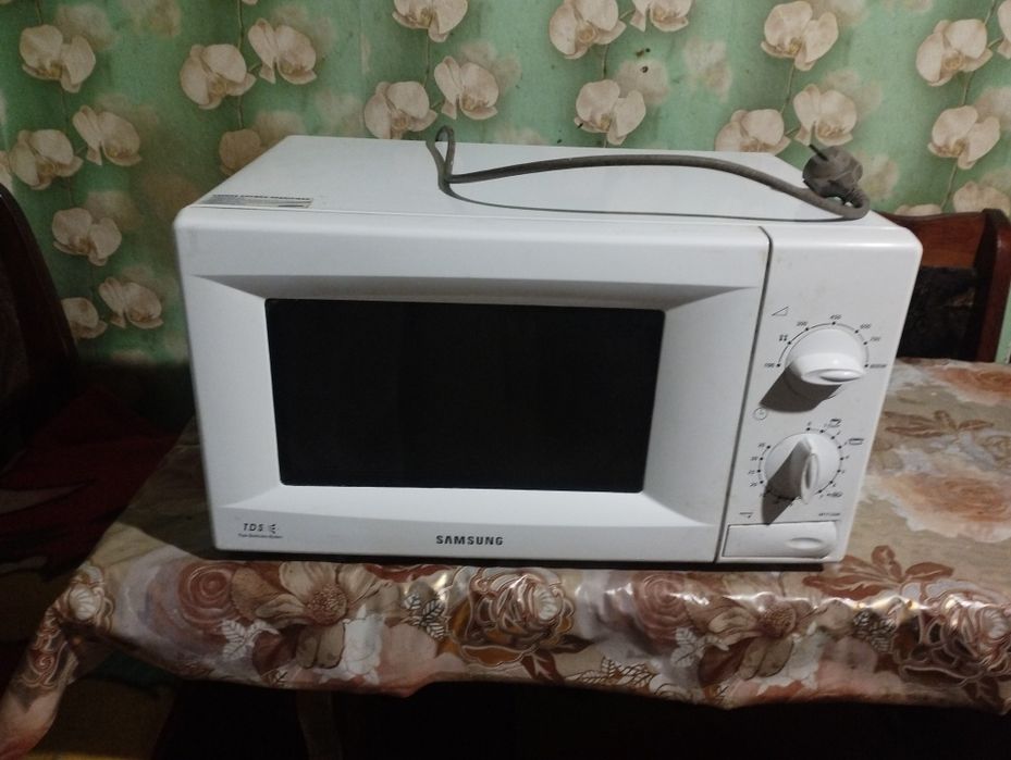 Продам микровалновку