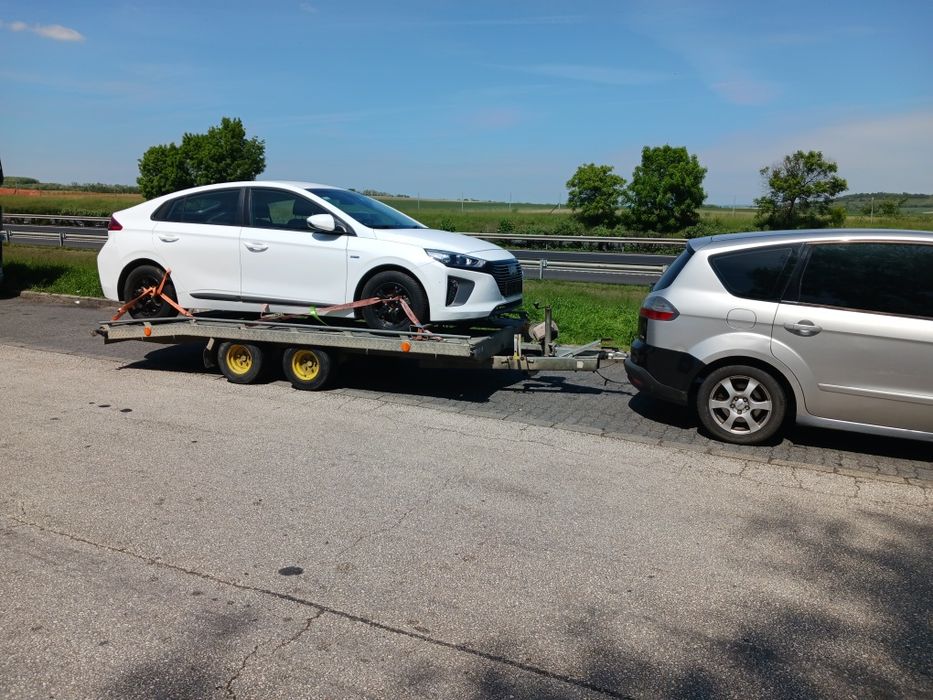 Tractări auto-moto-utilaje,bărci și altele..