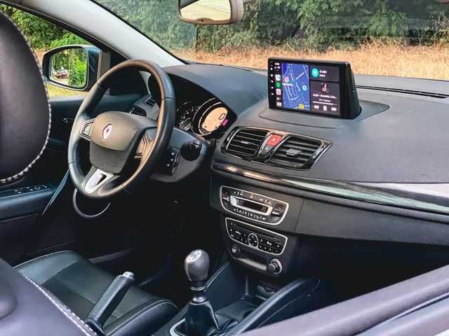 Navigatie GPS Android Renault Megane 3 Fluence CarPlay QLed WIFI 1-8GB