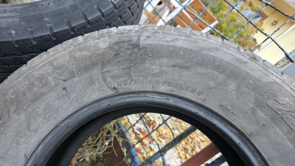Cauciucuri 5 bucăți 225 75  r 16 C